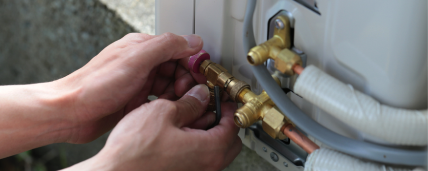 air conditioner has low refrigerant